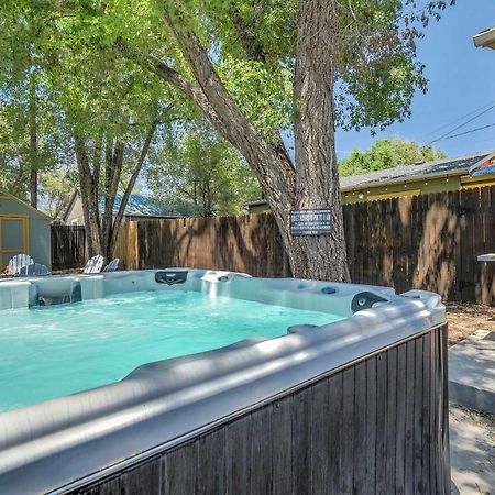 The Vibrant Victorian Hot Tub & Fire Pit In Occ Villa Colorado Springs Dış mekan fotoğraf